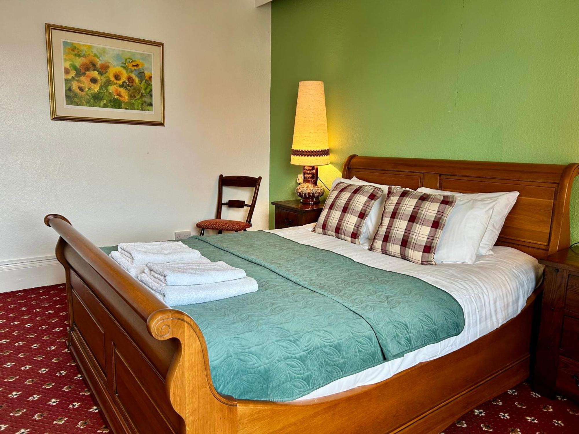 Clarence Quarters Self-Catering Guest House Портцмаус Экстерьер фото